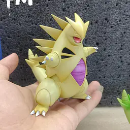 LM - Tyranitar 2