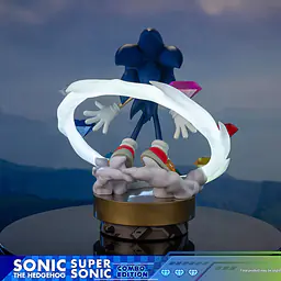 First 4 Figures - Sonic and Super Sonic 22