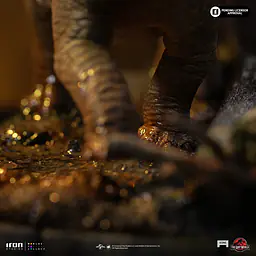 Iron - Stegosaurus 9
