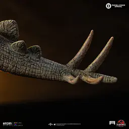 Iron - Stegosaurus 13