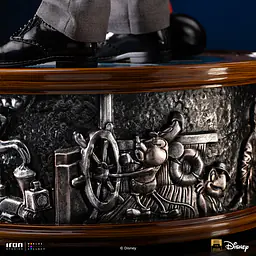 Iron - Walt Disney and Mickey Mouse 14
