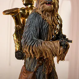 Sideshow Collectibles - Chewbacca and C-3PO 7