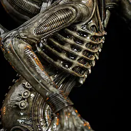 Premium Collectibles - Big Chap Alien 10