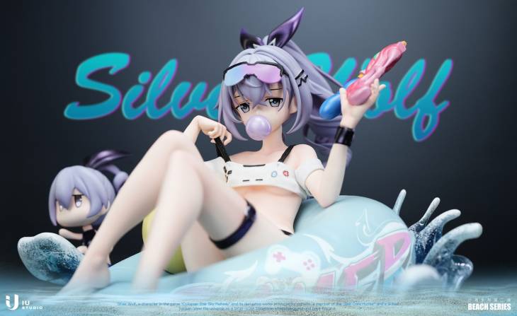 IU - Silver Wolf - Image 4