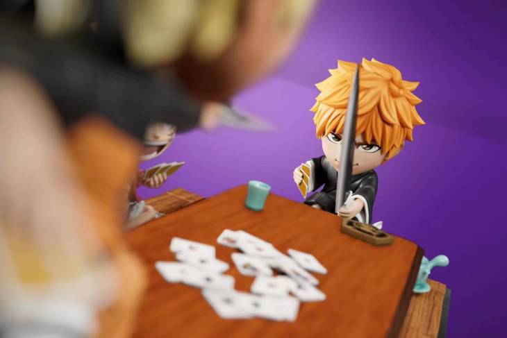 7 Stars - Cards Players StatueCorp