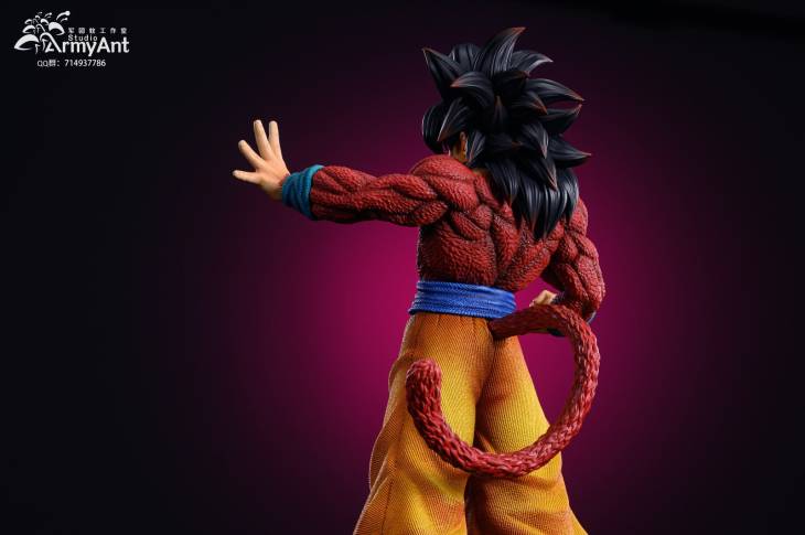 Army Ant - SSJ4 Goku StatueCorp