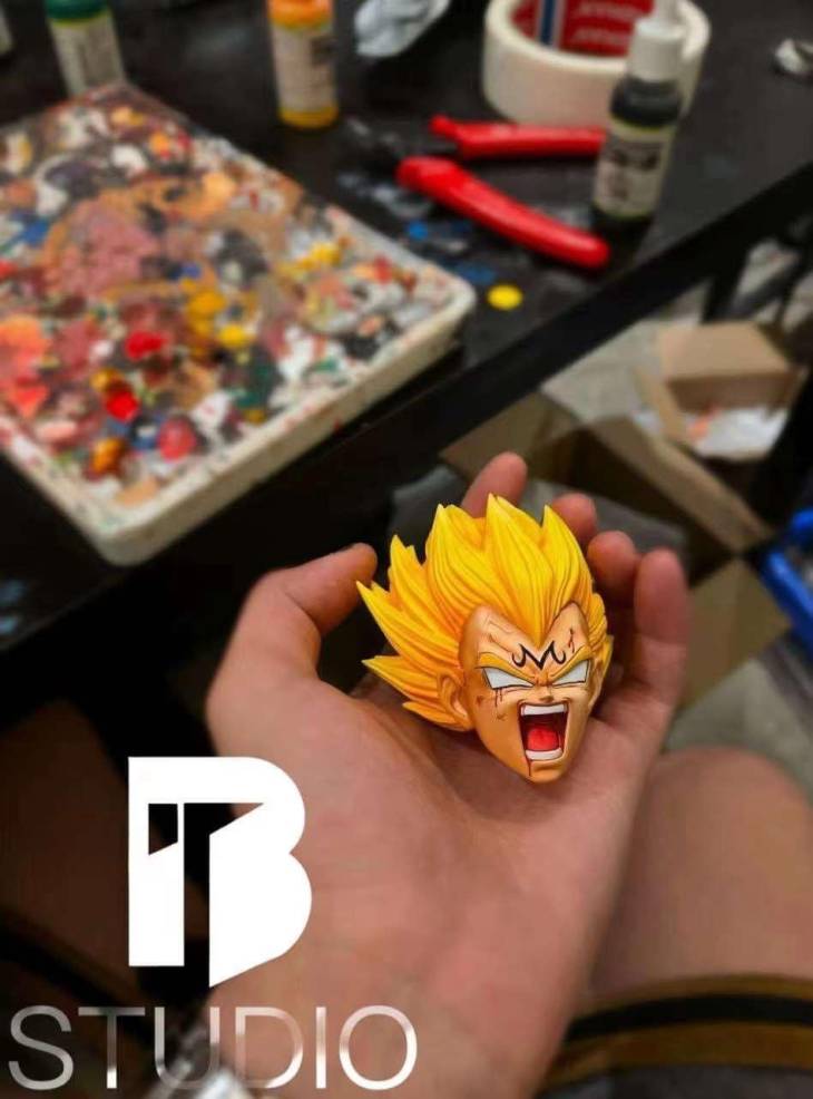 BT - Majin Vegeta StatueCorp
