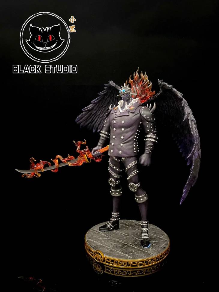 Black - King StatueCorp