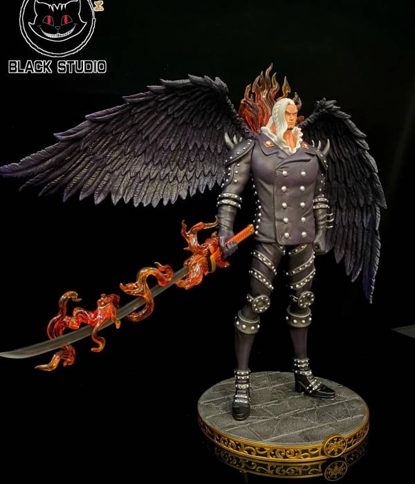 Black - King StatueCorp