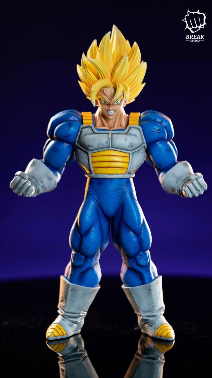 Break - SSJ Goku StatueCorp
