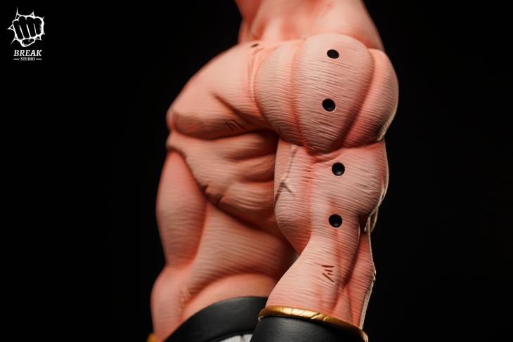 Break - Super Buu StatueCorp
