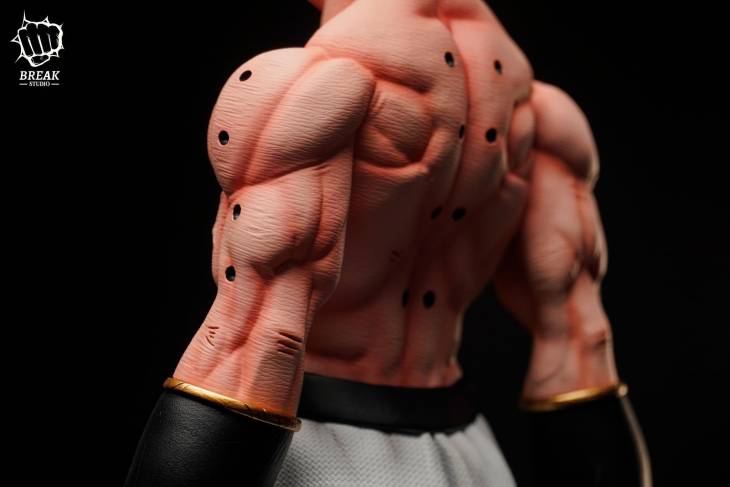 Break - Super Buu StatueCorp