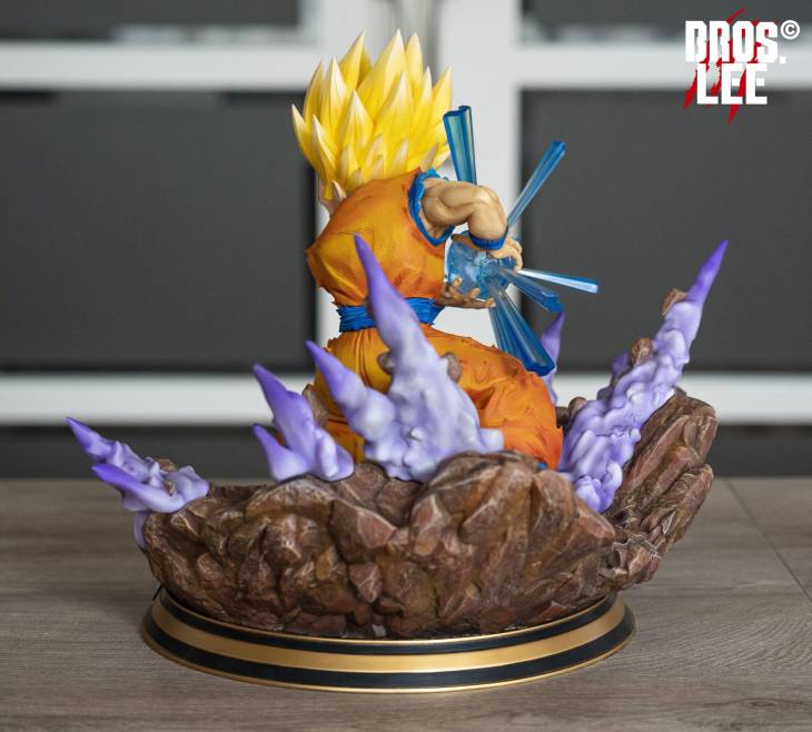 Bros Lee - SSJ Gohan StatueCorp