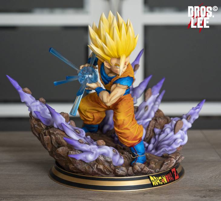 Bros Lee - SSJ Gohan StatueCorp