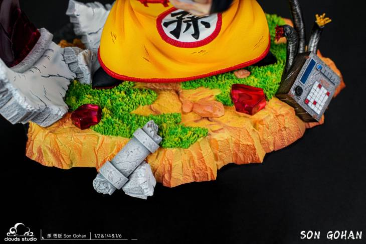 Clouds - Gohan StatueCorp