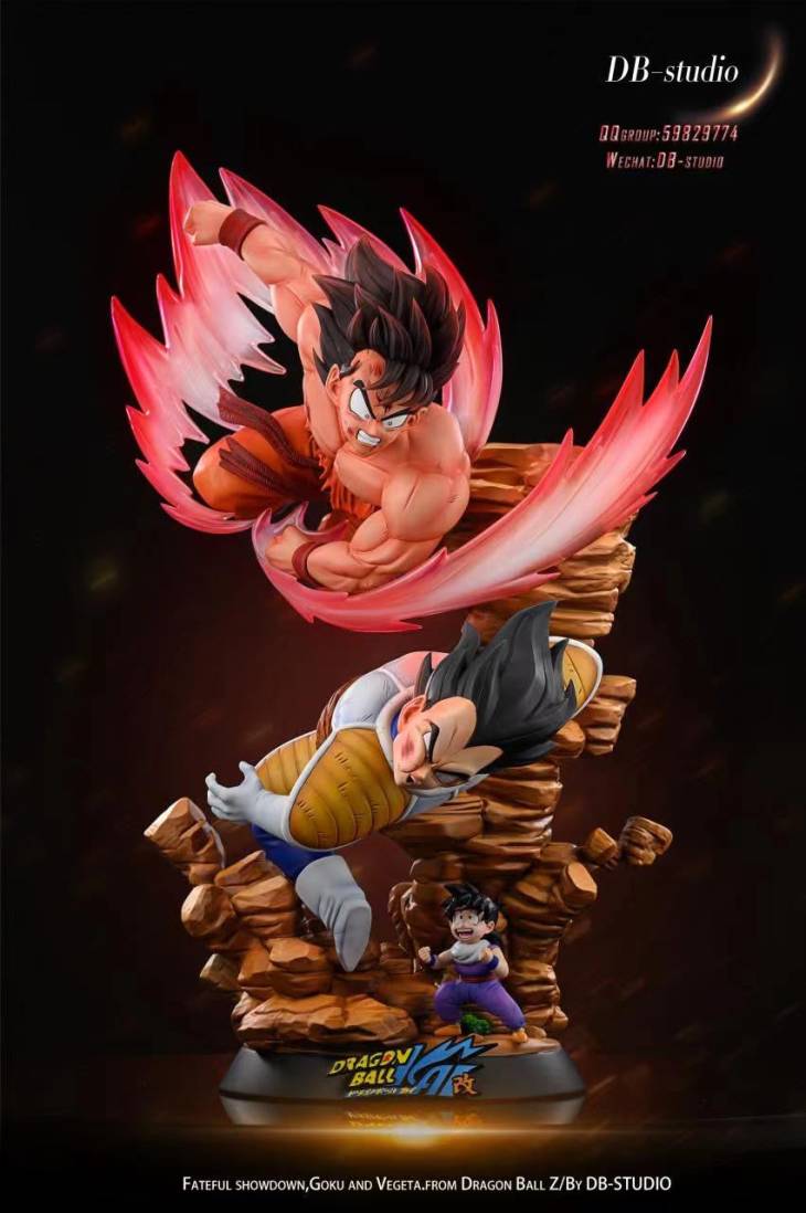 DB - Goku vs Vegeta StatueCorp