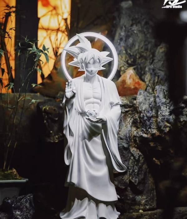 DP9 - Goku StatueCorp