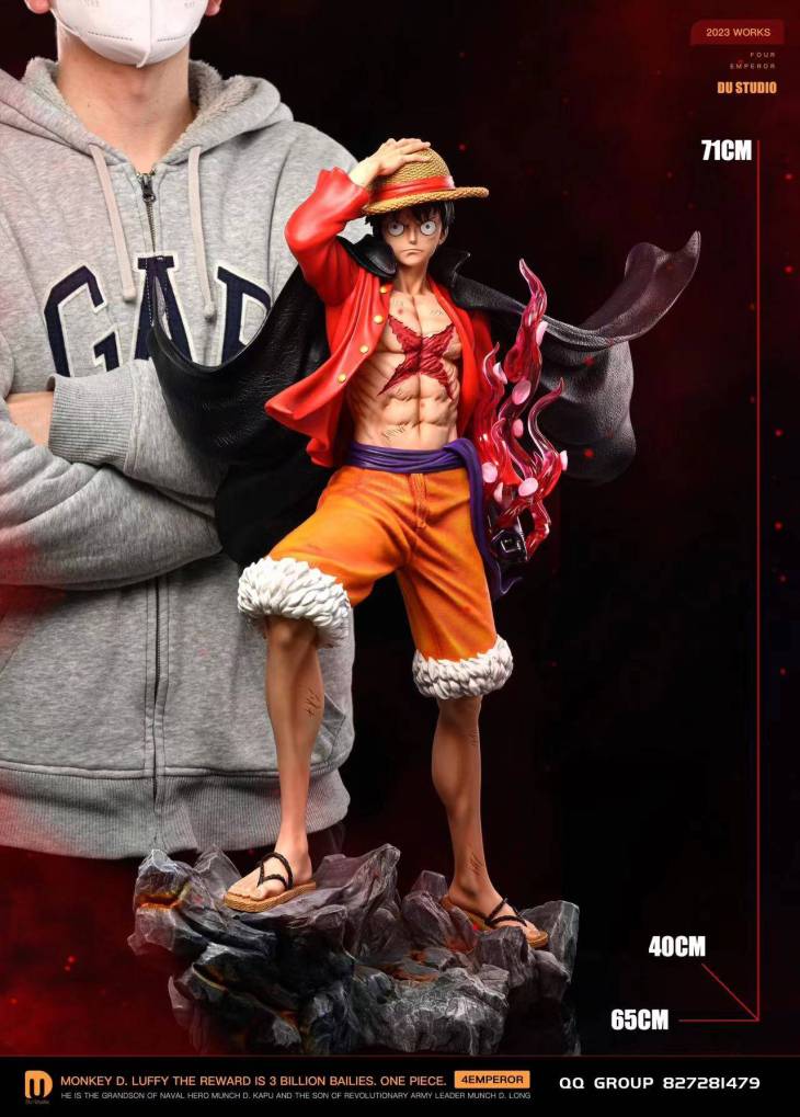 DU - Luffy StatueCorp