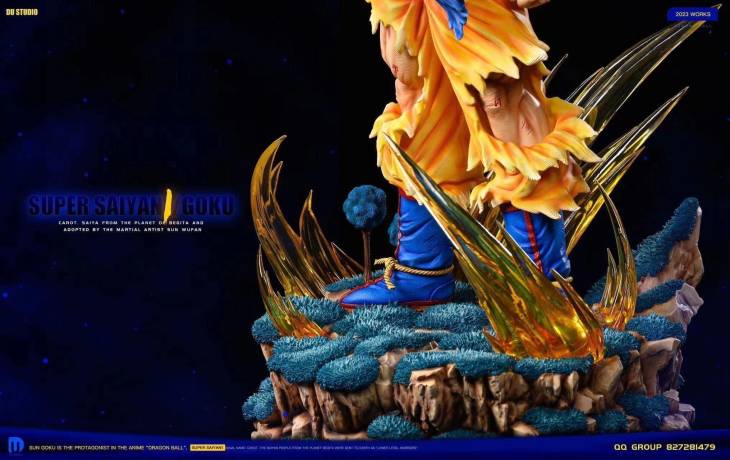 DU - SSJ Goku StatueCorp