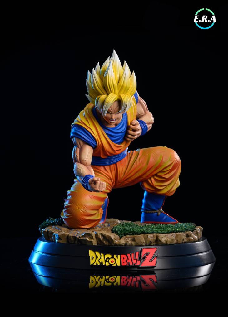 ERA - SSJ Goku StatueCorp