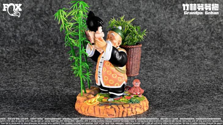 FOX - Grandpa Gohan and Kid Goku StatueCorp