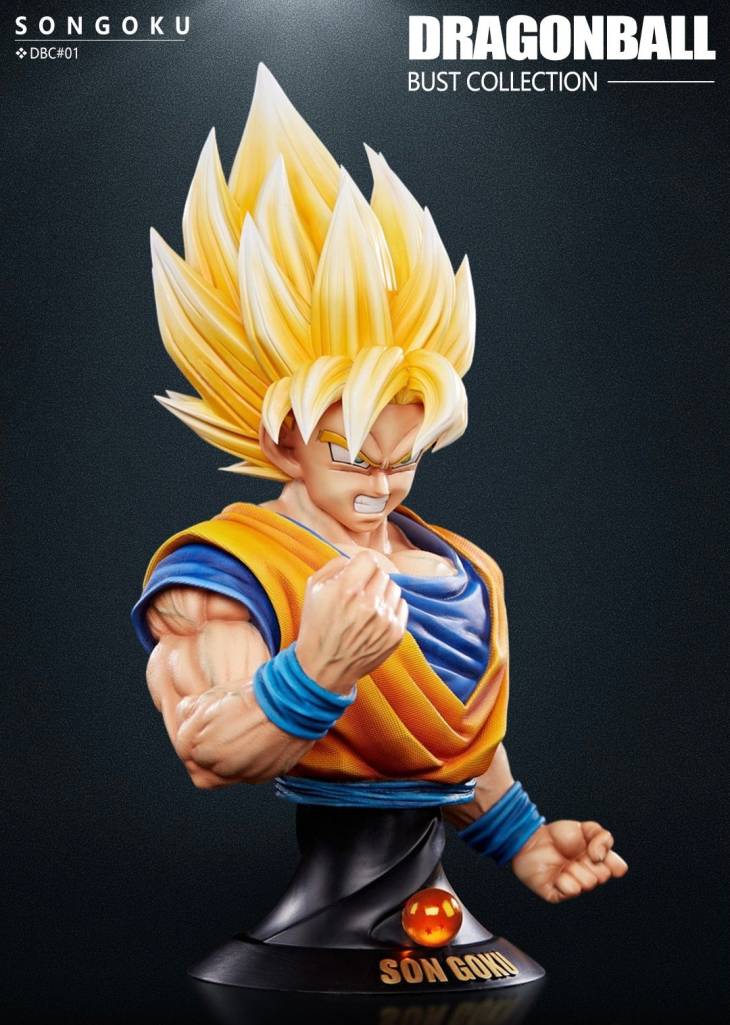 Figure Class - SSJ Goku StatueCorp