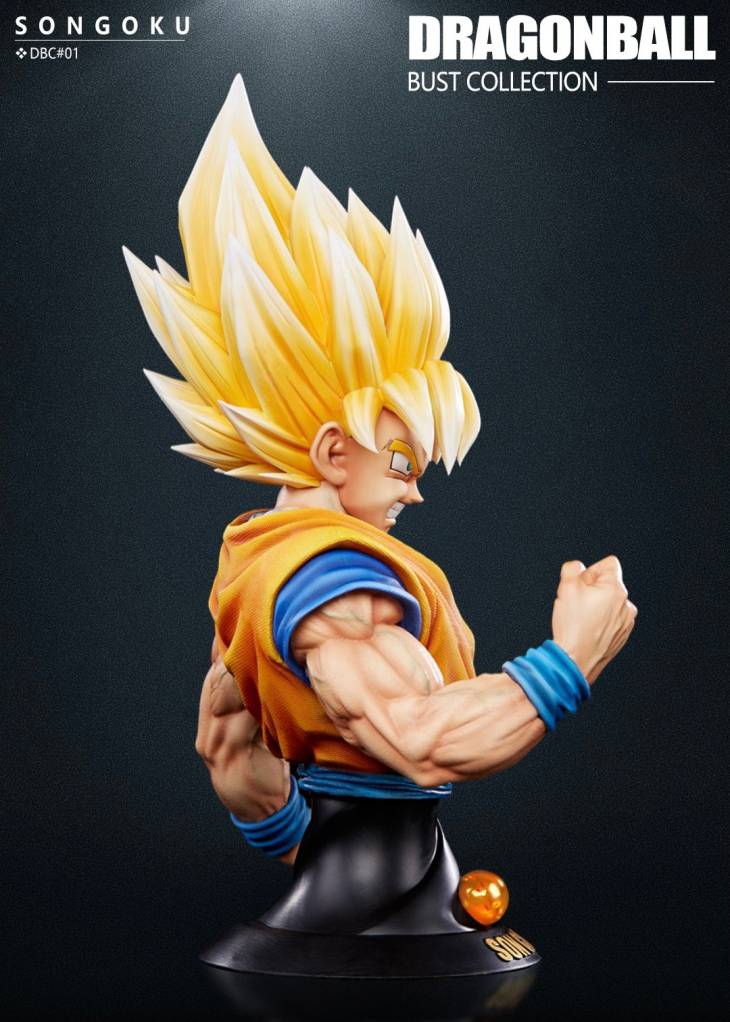 Figure Class - SSJ Goku StatueCorp