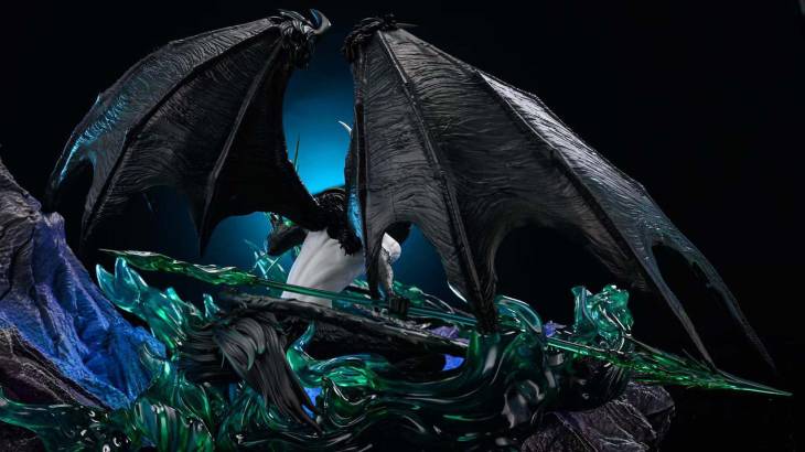 Fly Leaf - Ulquiorra StatueCorp
