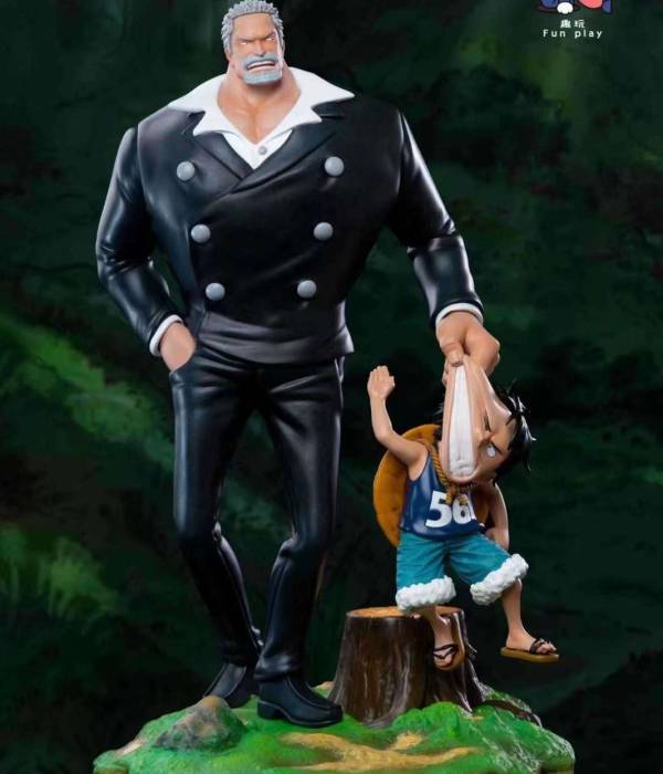 Fun Play - Luffy and Garp StatueCorp