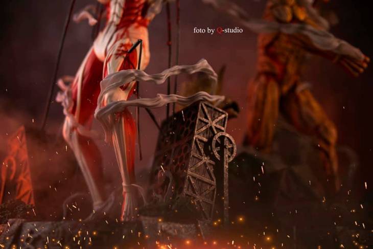 Giant - Female Titan StatueCorp