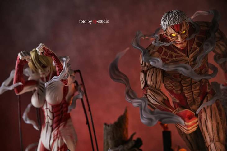 Giant - Female Titan StatueCorp