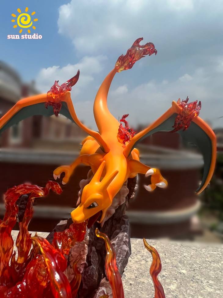 Sun - Charizard - Image 4