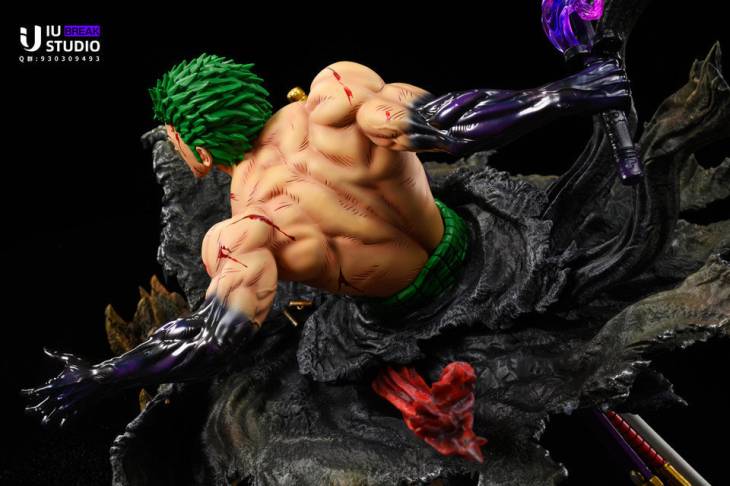 IU - Zoro StatueCorp
