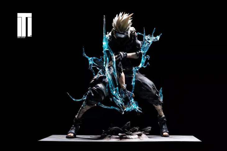 Iron Curtain - Kakashi StatueCorp