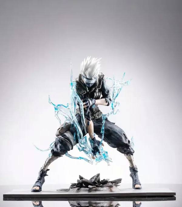 Iron Curtain - Kakashi StatueCorp