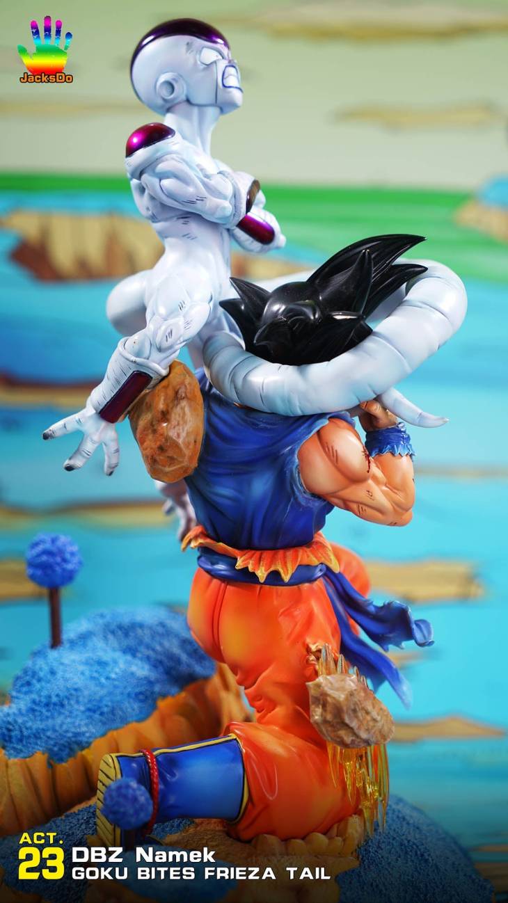JacksDo - Goku bites Frieza StatueCorp