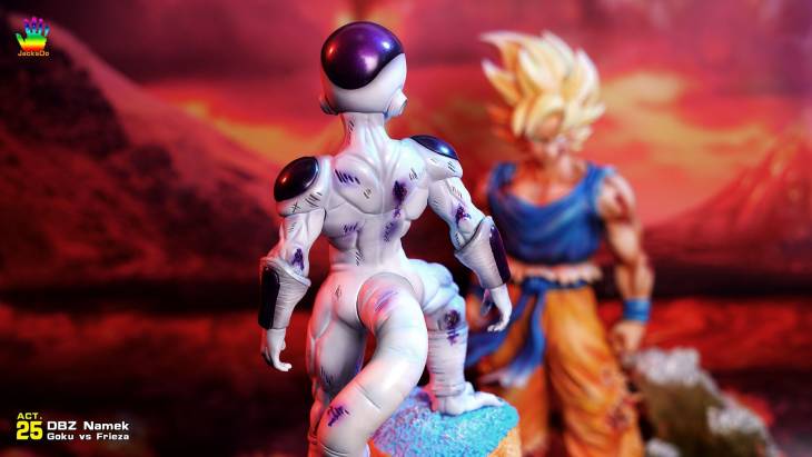 JacksDo - SSJ Goku vs Frieza StatueCorp