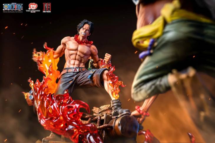 Jimei Palace - Ace vs Blackbeard StatueCorp