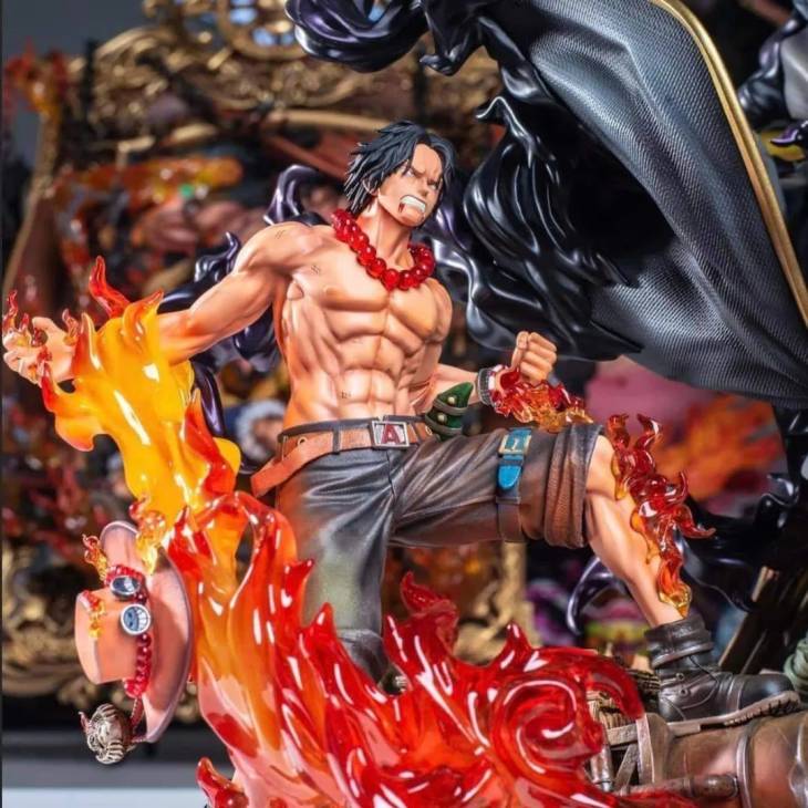 Jimei Palace - Ace vs Blackbeard StatueCorp