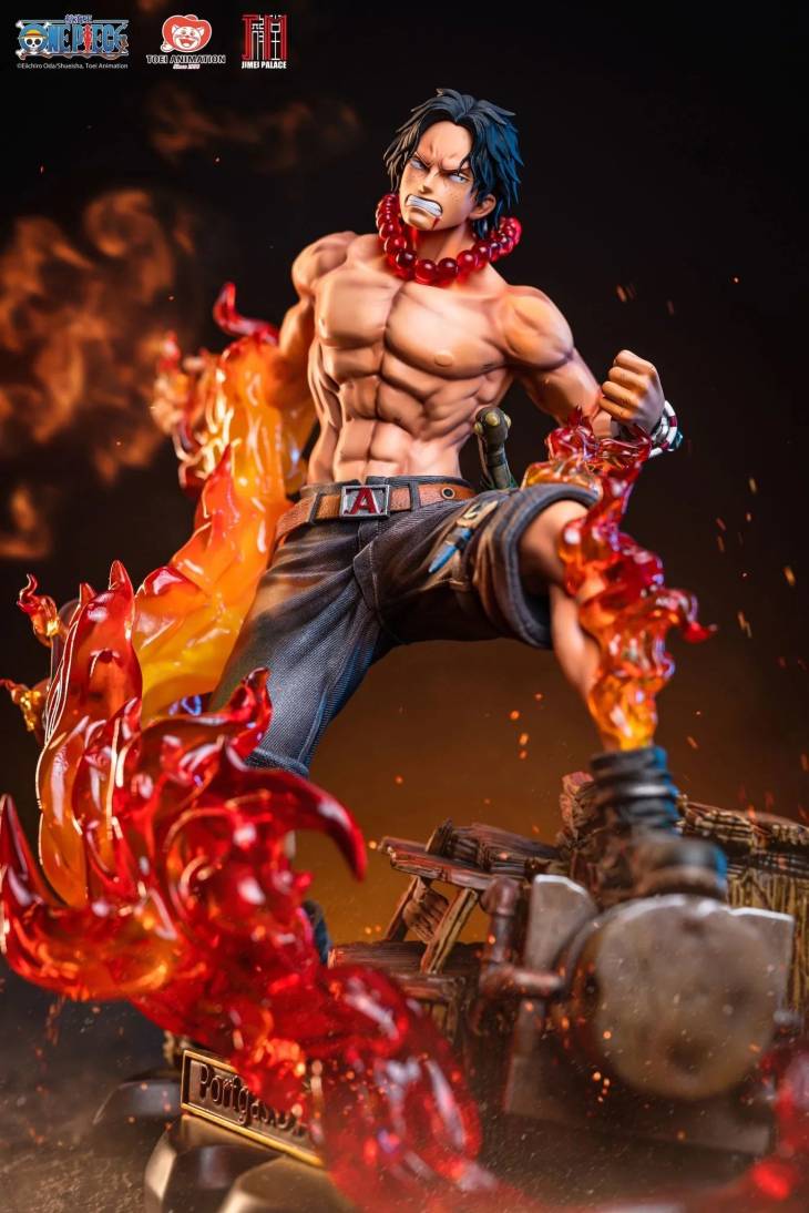 Jimei Palace - Ace vs Blackbeard StatueCorp