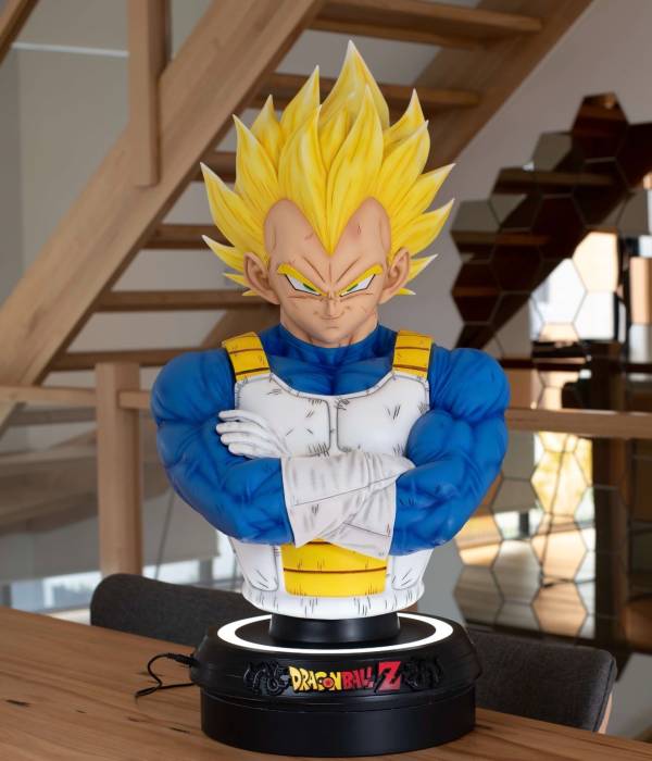 KDC - Vegeta StatueCorp