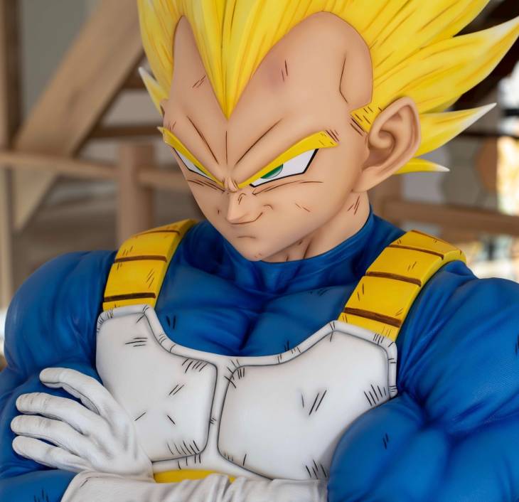 KDC - Vegeta StatueCorp
