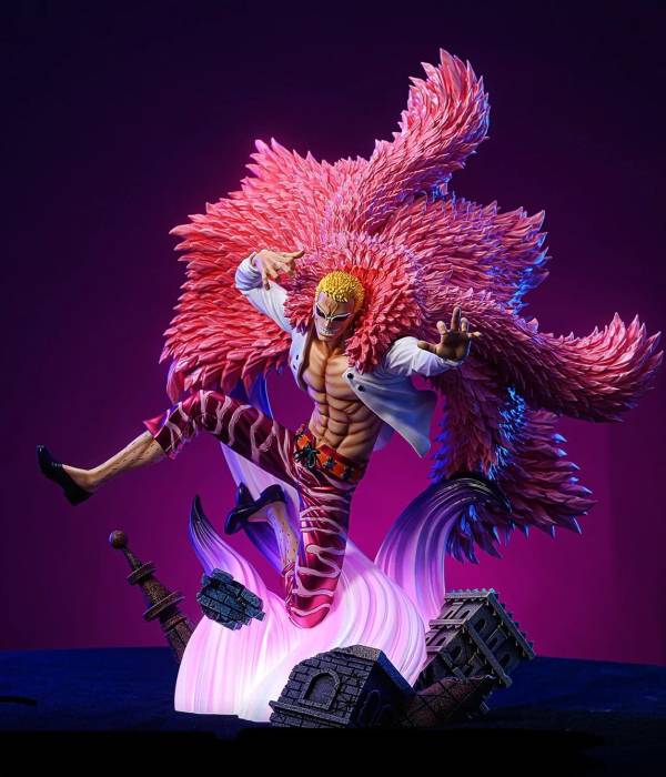 LX - Doflamingo StatueCorp