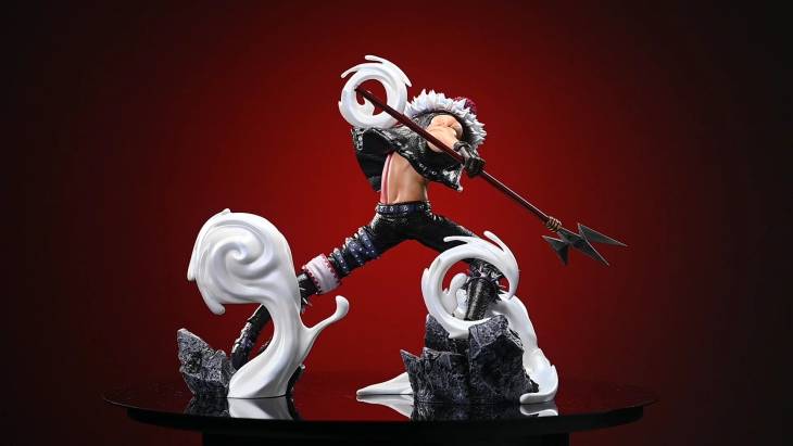 LX - Katakuri StatueCorp