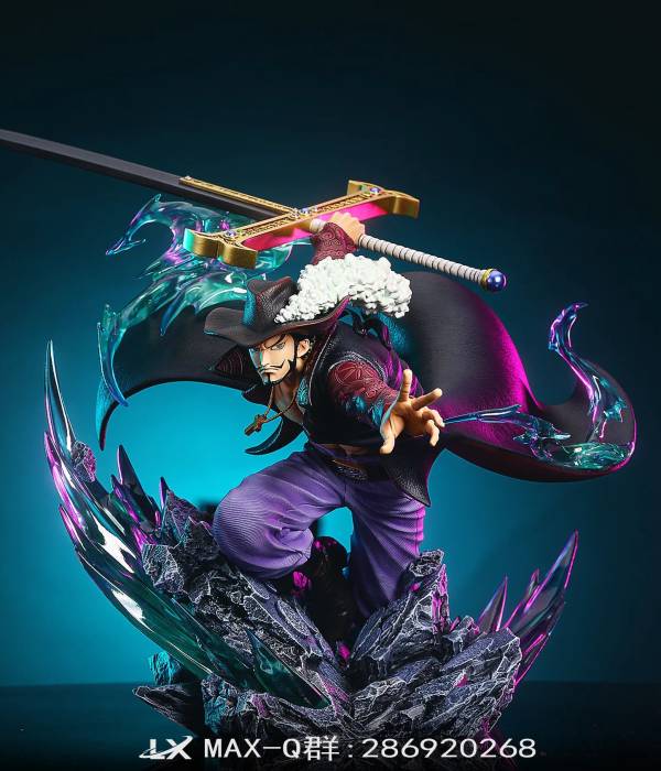 LX - Mihawk StatueCorp