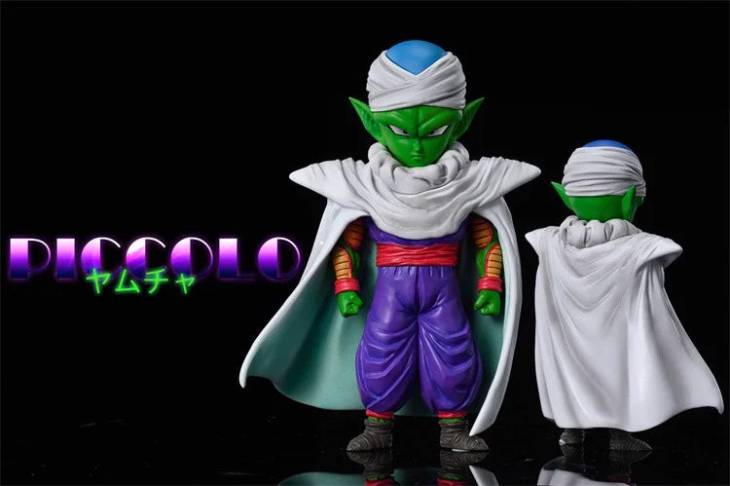 League - Piccolo StatueCorp