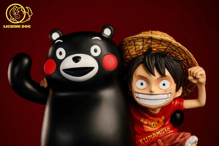 Licking Dog - Kumamon and Luffy StatueCorp