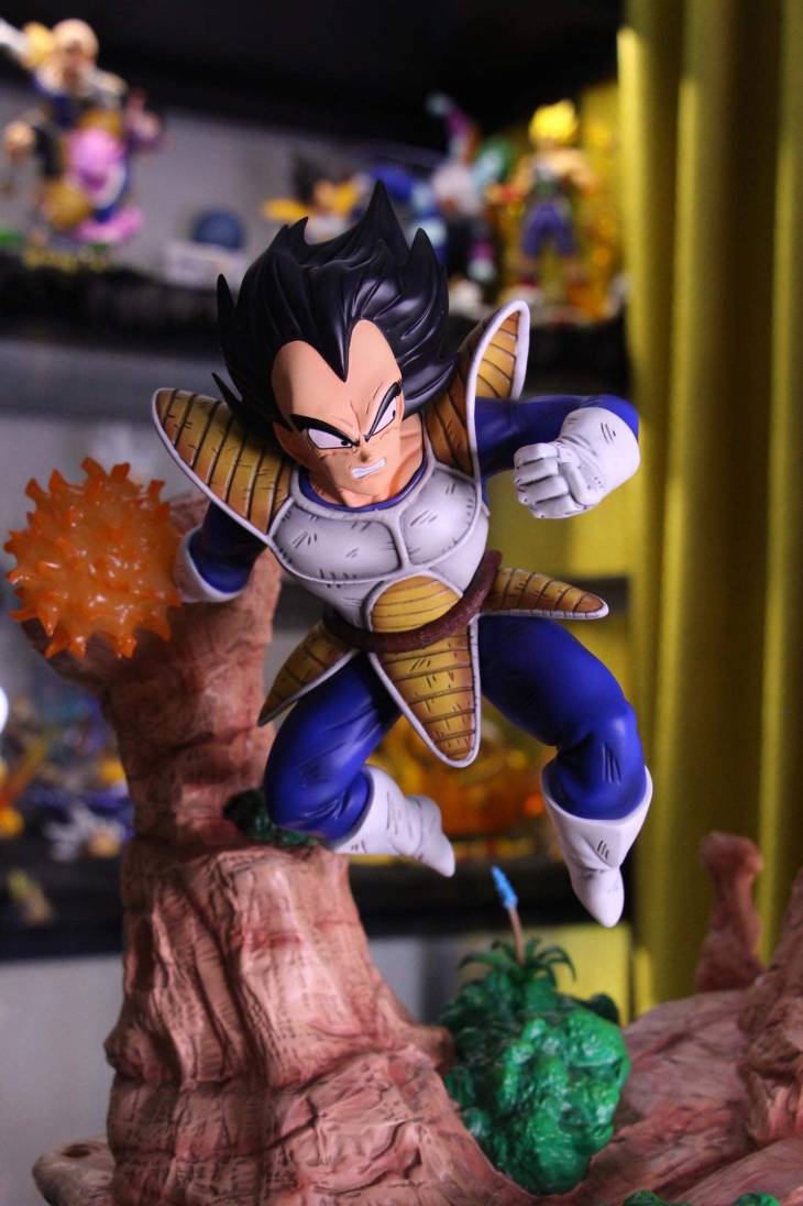 PBR - Goku vs Vegeta StatueCorp