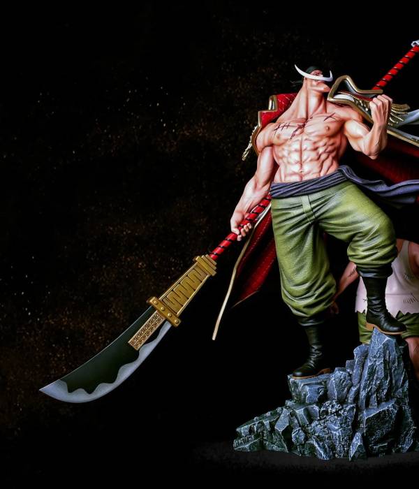 Phoenix - Whitebeard StatueCorp
