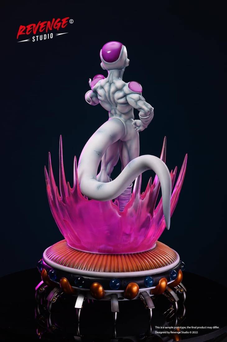 Revenge - Frieza StatueCorp